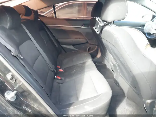 5NPD74LF1JH282352 2018 HYUNDAI ELANTRA - Image 8
