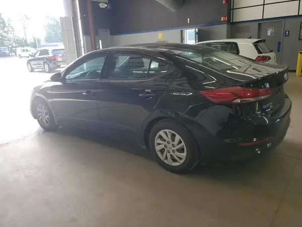 5NPD74LF1JH284571 2018 HYUNDAI ELANTRA - Image 2