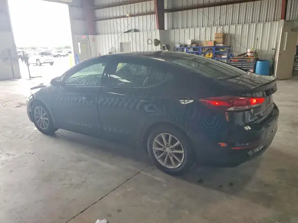 5NPD74LF1JH289656 2018 HYUNDAI ELANTRA - Image 2