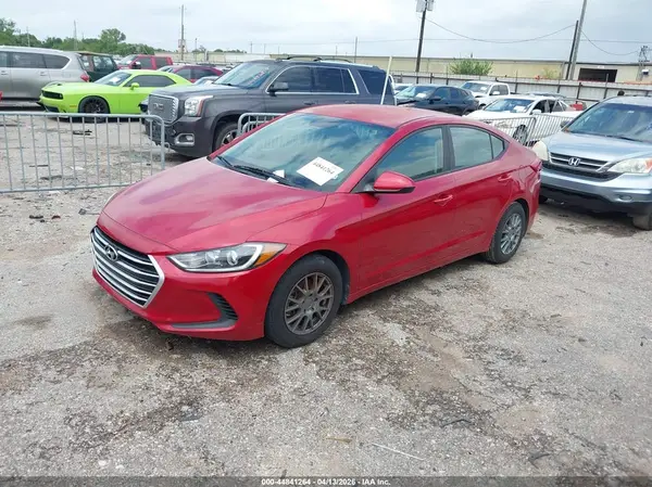 5NPD74LF1JH293898 2018 HYUNDAI ELANTRA - Image 2