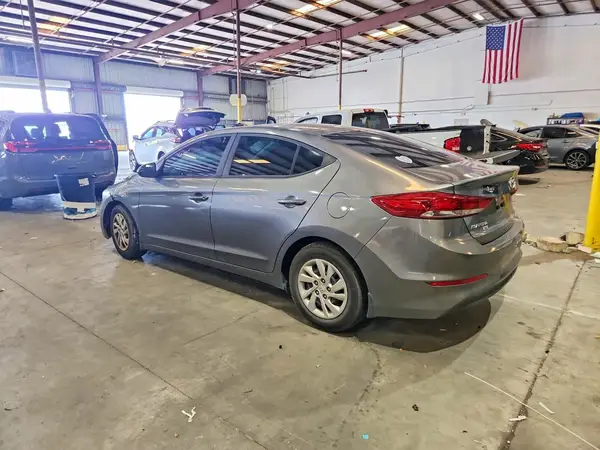 5NPD74LF1JH294159 2018 HYUNDAI ELANTRA - Image 2