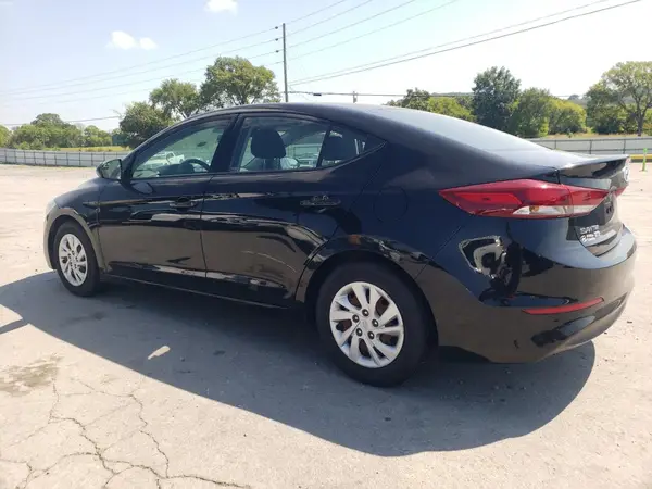 5NPD74LF1JH295411 2018 HYUNDAI ELANTRA - Image 2
