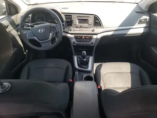5NPD74LF1JH295411 2018 HYUNDAI ELANTRA - Image 8