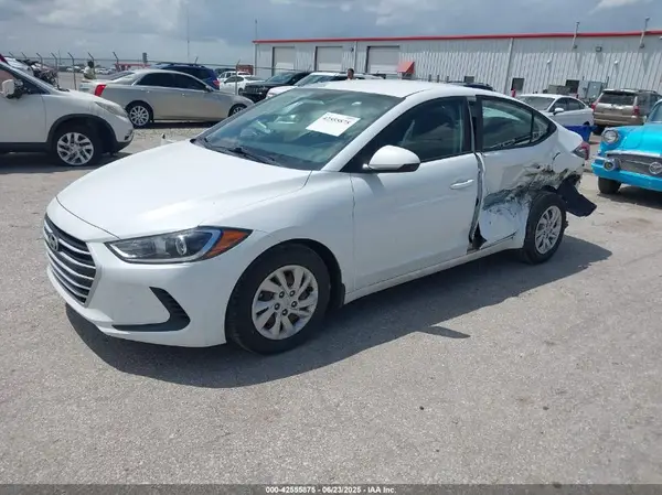 5NPD74LF1JH308707 2018 HYUNDAI ELANTRA - Image 2
