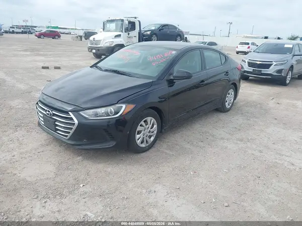 5NPD74LF1JH318489 2018 HYUNDAI ELANTRA - Image 2