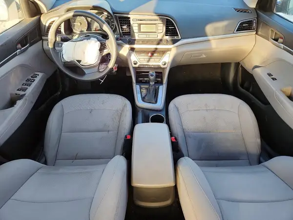 5NPD74LF1JH326821 2018 HYUNDAI ELANTRA - Image 8