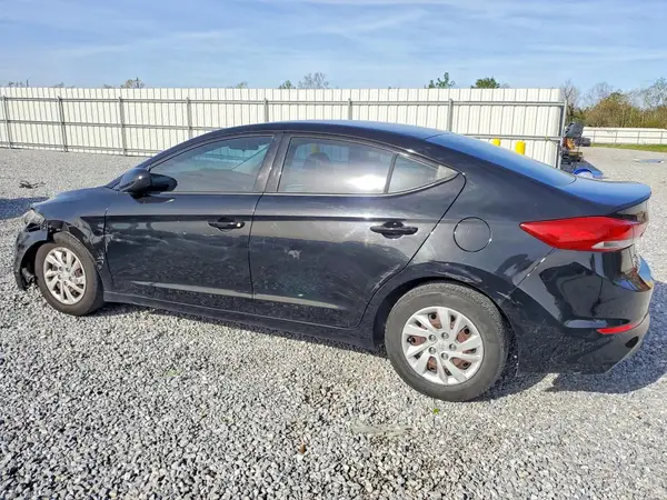 5NPD74LF1JH328004 2018 HYUNDAI ELANTRA - Image 2