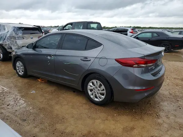 5NPD74LF1JH330285 2018 HYUNDAI ELANTRA - Image 2