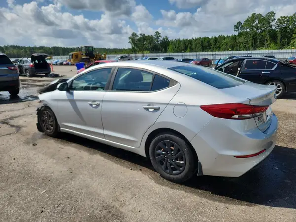 5NPD74LF1JH330691 2018 HYUNDAI ELANTRA - Image 2