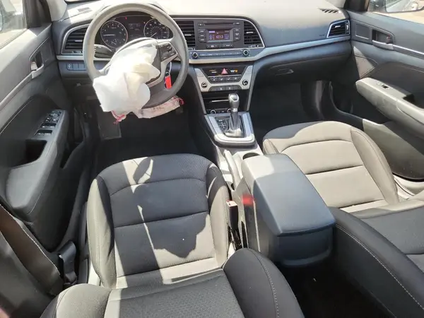 5NPD74LF1JH330691 2018 HYUNDAI ELANTRA - Image 8