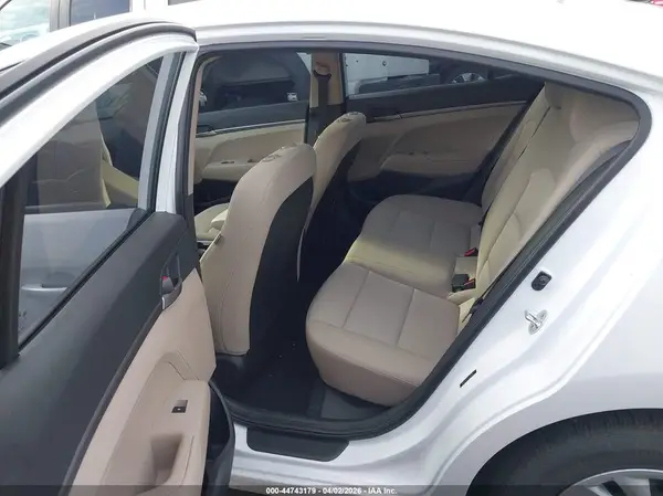 5NPD74LF1JH332196 2018 HYUNDAI ELANTRA - Image 8