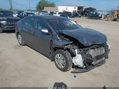 5NPD74LF1JH336992 2018 HYUNDAI ELANTRA