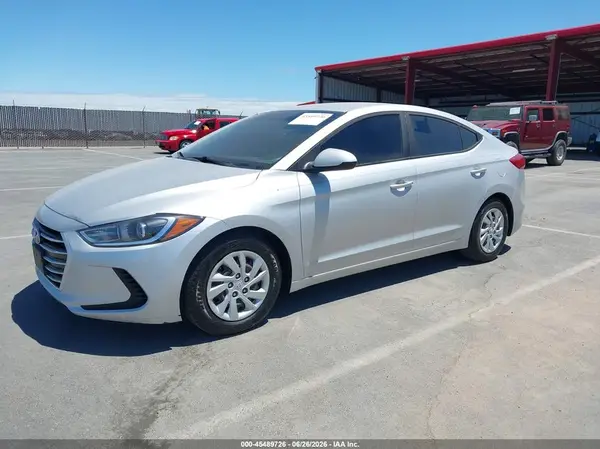 5NPD74LF1JH342985 2018 HYUNDAI ELANTRA - Image 2