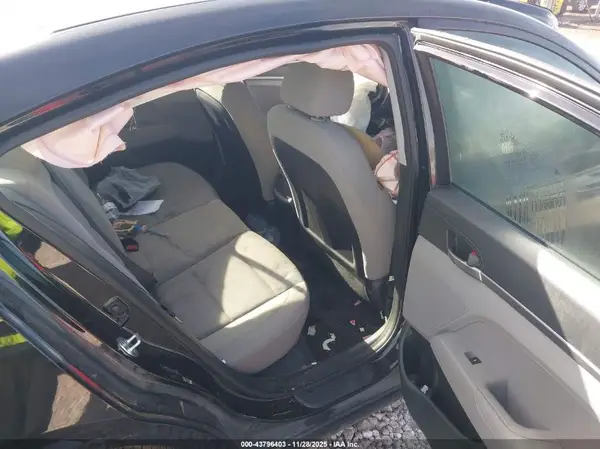 5NPD74LF1JH345062 2018 HYUNDAI ELANTRA - Image 8