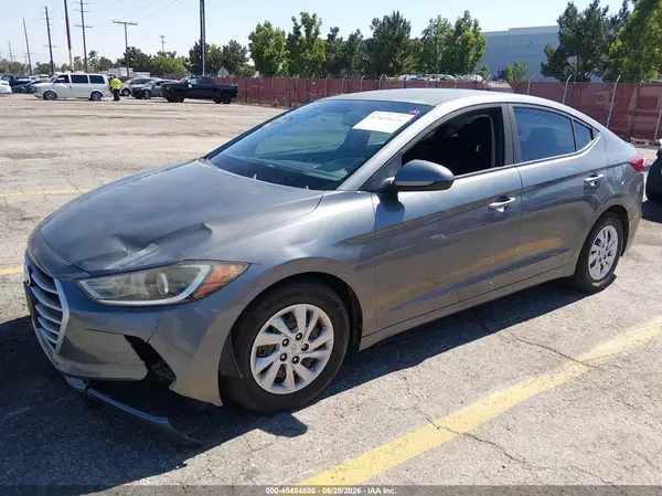 5NPD74LF1JH347037 2018 HYUNDAI ELANTRA - Image 2