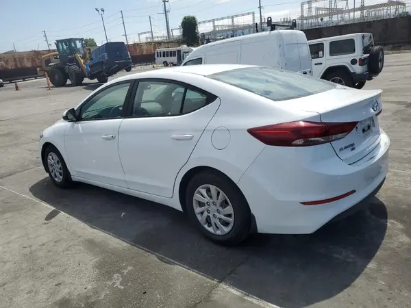 5NPD74LF1JH354425 2018 HYUNDAI ELANTRA - Image 2
