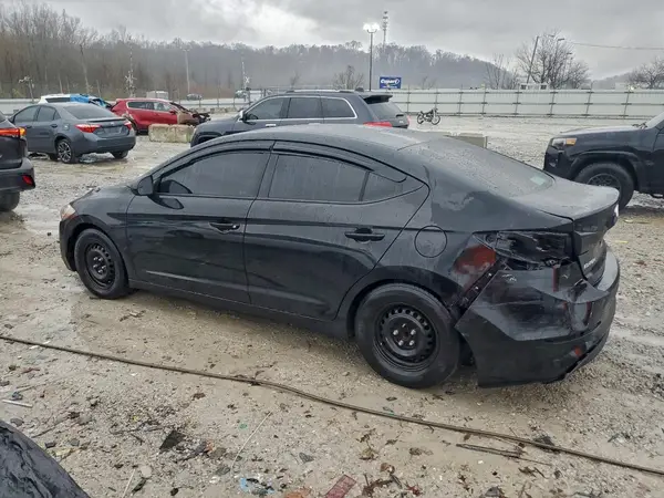 5NPD74LF1JH354831 2018 HYUNDAI ELANTRA - Image 2