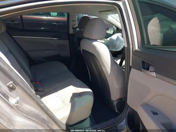 5NPD74LF1JH355736 2018 HYUNDAI ELANTRA - Image 8