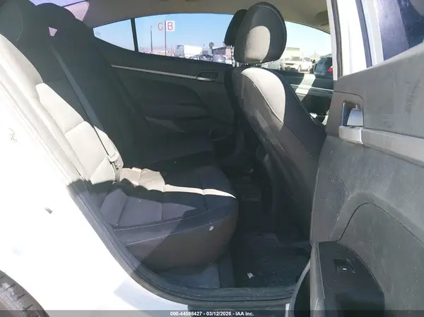5NPD74LF1JH355803 2018 HYUNDAI ELANTRA - Image 8