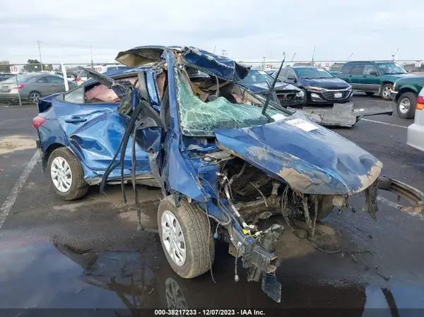 5NPD74LF1JH382922 2018 HYUNDAI ELANTRA - Image 1