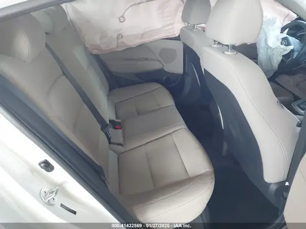 5NPD74LF1JH385707 2018 HYUNDAI ELANTRA - Image 8
