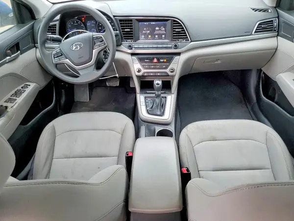 5NPD74LF1JH391085 2018 HYUNDAI ELANTRA - Image 8