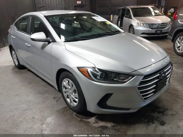 5NPD74LF1JH391104 2018 HYUNDAI ELANTRA - Image 1