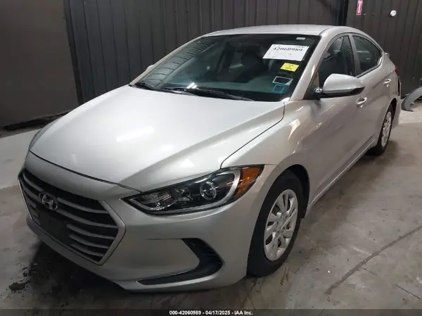 5NPD74LF1JH391104 2018 HYUNDAI ELANTRA - Image 2