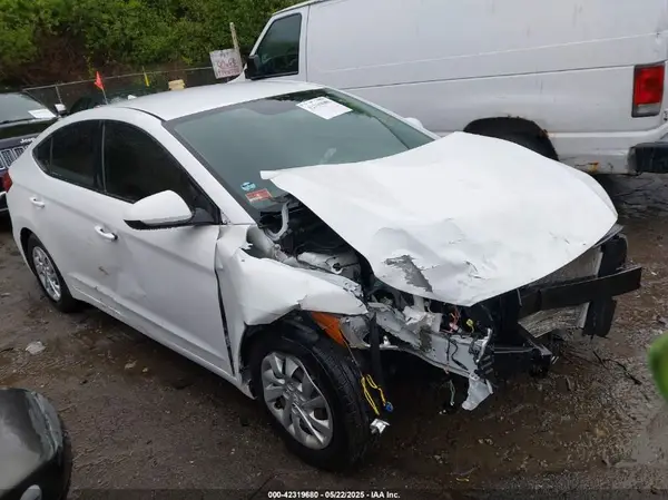 5NPD74LF1JH400433 2018 HYUNDAI ELANTRA - Image 1