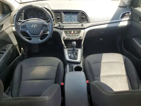 5NPD74LF1JH402375 2018 HYUNDAI ELANTRA - Image 8