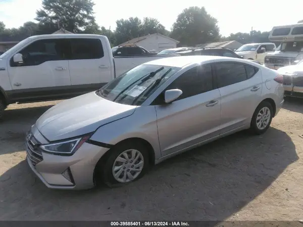 5NPD74LF1KH400465 2019 HYUNDAI ELANTRA - Image 2