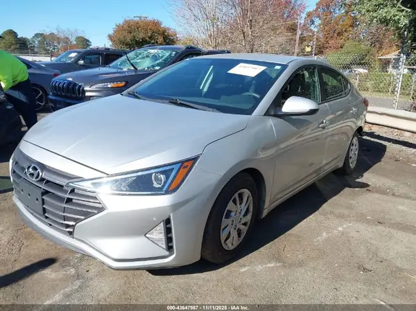 5NPD74LF1KH406203 2019 HYUNDAI ELANTRA - Image 2