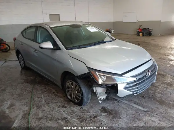 5NPD74LF1KH406797 2019 HYUNDAI ELANTRA - Image 1