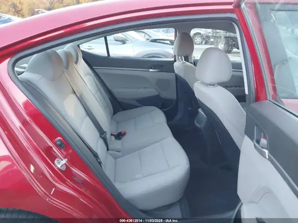 5NPD74LF1KH411174 2019 HYUNDAI ELANTRA - Image 8