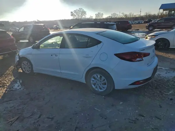 5NPD74LF1KH415905 2019 HYUNDAI ELANTRA - Image 2
