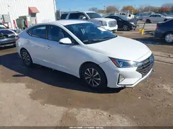 5NPD74LF1KH423695 2019 HYUNDAI ELANTRA