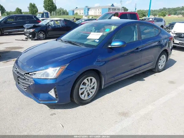 5NPD74LF1KH425270 2019 HYUNDAI ELANTRA - Image 2