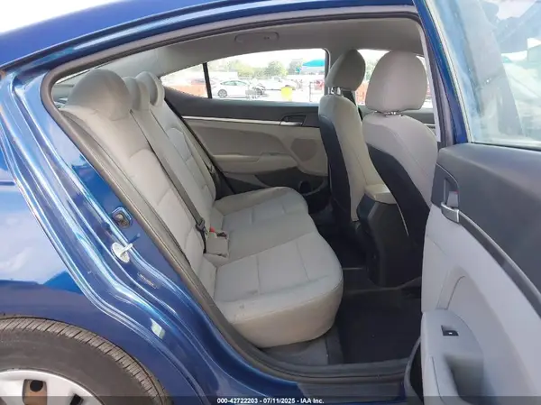 5NPD74LF1KH425270 2019 HYUNDAI ELANTRA - Image 8