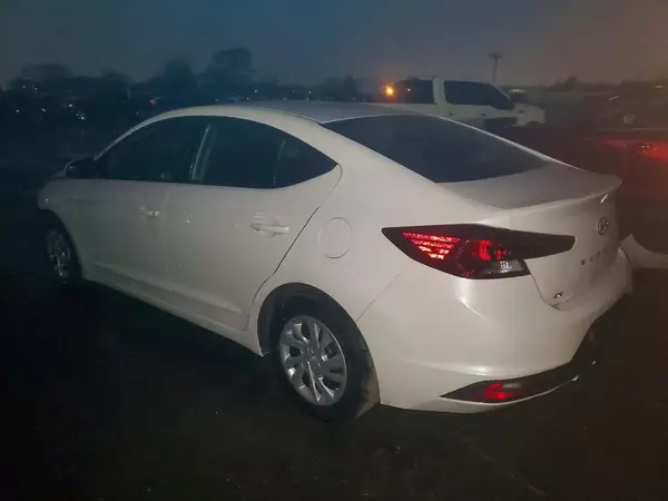 5NPD74LF1KH425754 2019 HYUNDAI ELANTRA - Image 2