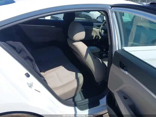5NPD74LF1KH429772 2019 HYUNDAI ELANTRA - Image 8