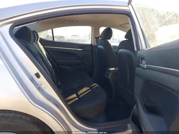 5NPD74LF1KH432316 2019 HYUNDAI ELANTRA - Image 8
