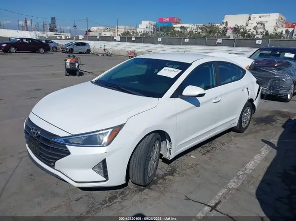 5NPD74LF1KH435667 2019 HYUNDAI ELANTRA - Image 2