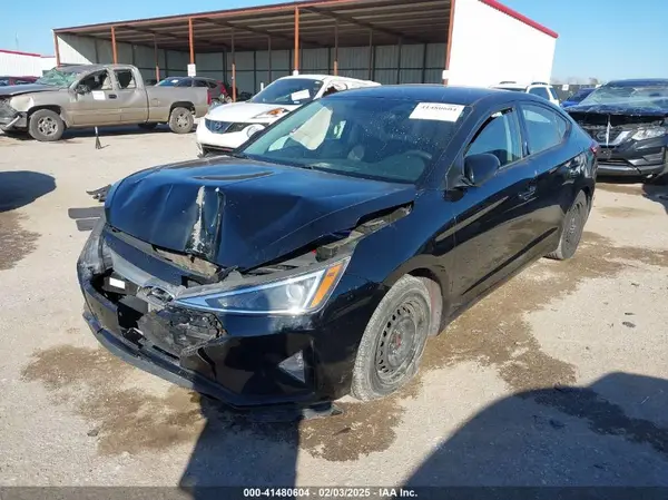 5NPD74LF1KH437564 2019 HYUNDAI ELANTRA - Image 2