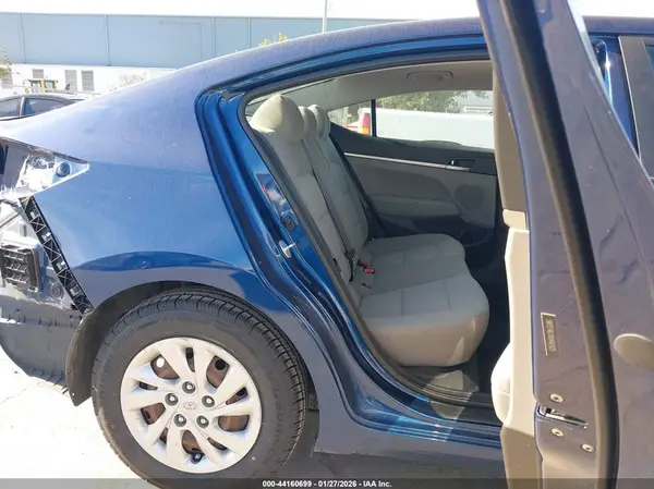 5NPD74LF1KH442425 2019 HYUNDAI ELANTRA - Image 8