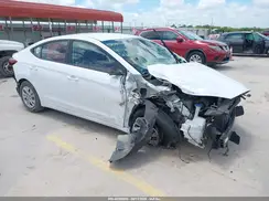 5NPD74LF1KH452940 2019 HYUNDAI ELANTRA