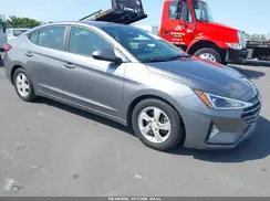 5NPD74LF1KH463744 2019 HYUNDAI ELANTRA