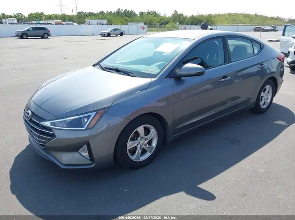 5NPD74LF1KH463744 2019 HYUNDAI ELANTRA - Image 2