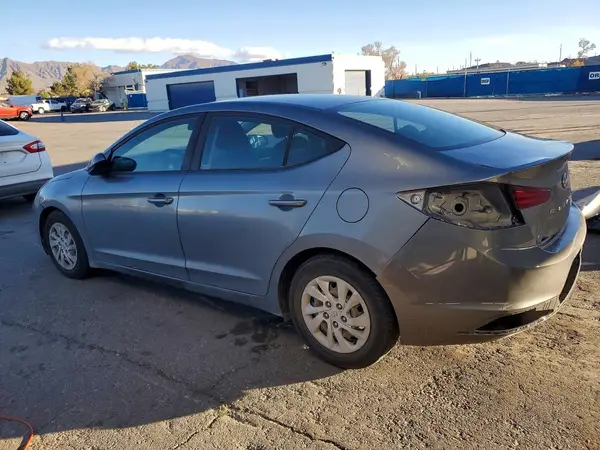 5NPD74LF1KH469317 2019 HYUNDAI ELANTRA - Image 2