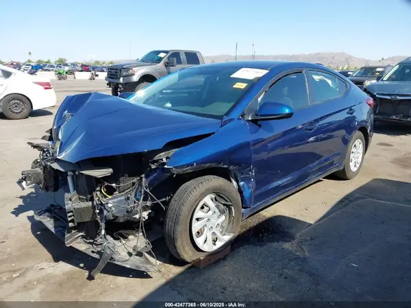 5NPD74LF1KH470516 2019 HYUNDAI ELANTRA - Image 2