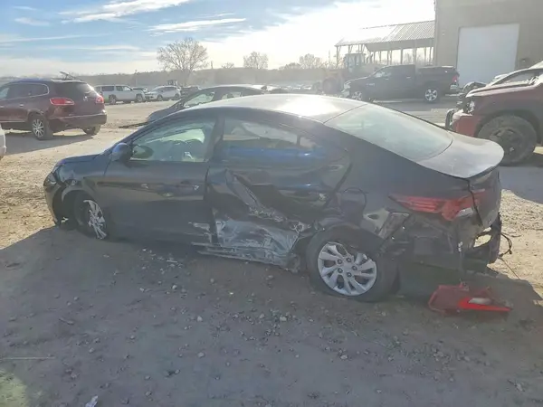 5NPD74LF1KH474761 2019 HYUNDAI ELANTRA - Image 2